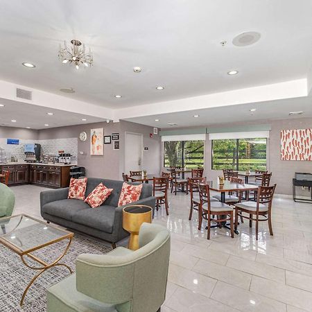 Best Western Kernersville Bagian luar foto