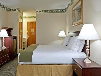 Best Western Kernersville Bagian luar foto