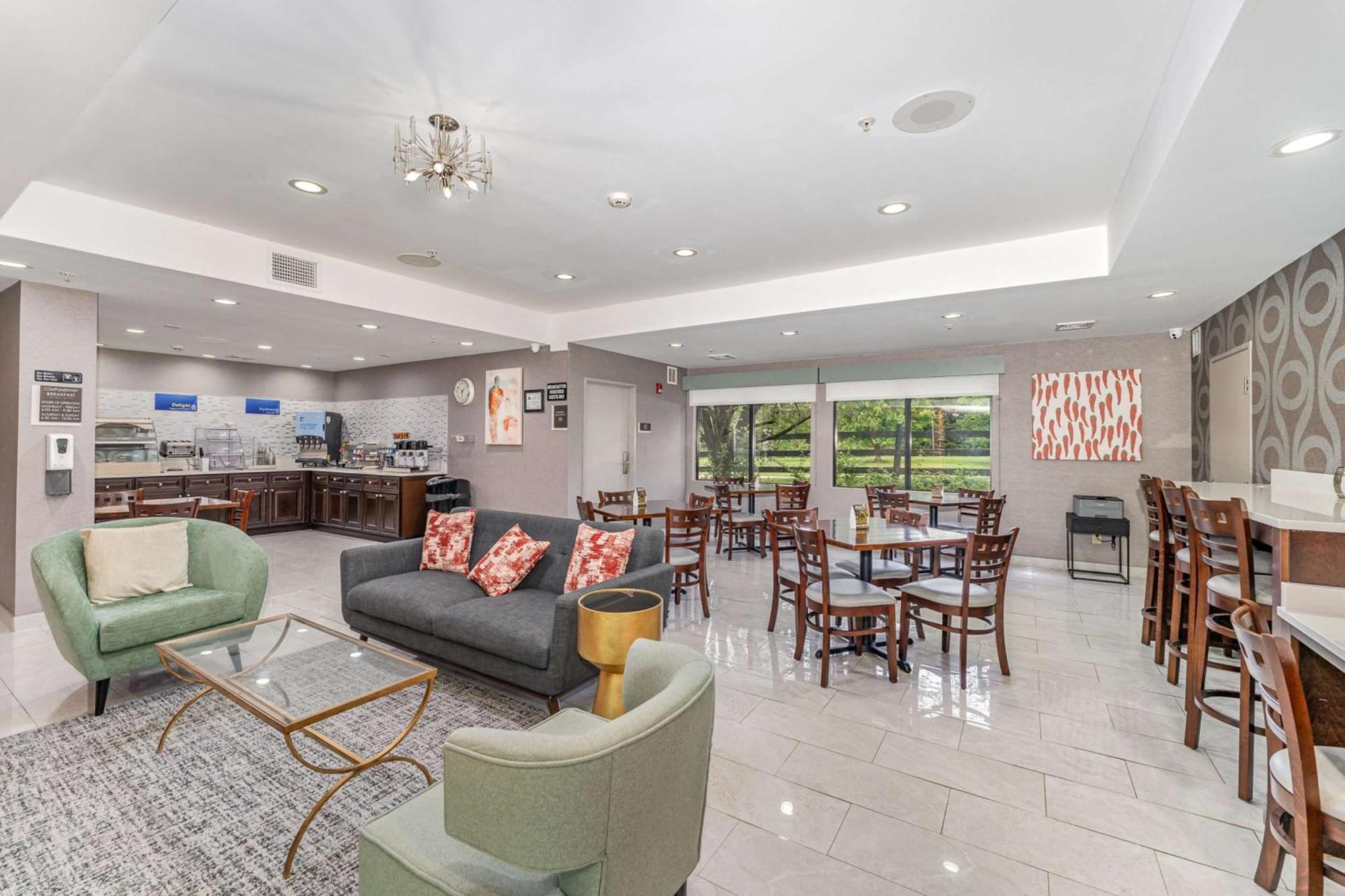 Best Western Kernersville Bagian luar foto