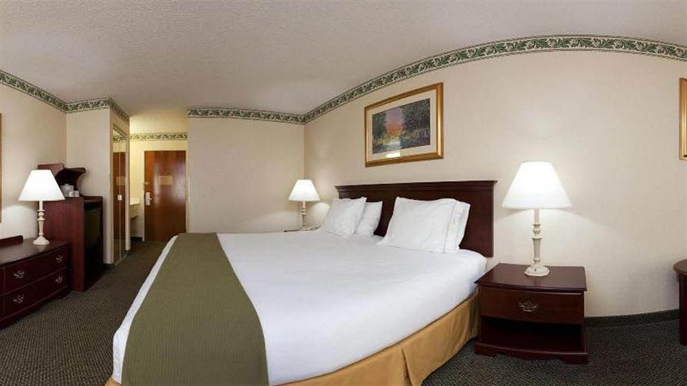 Best Western Kernersville Bagian luar foto
